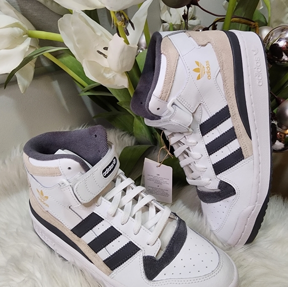 adidas Originals Forum Mid Sneaker Mens7.5/Women8.5 new - Picture 3 of 11